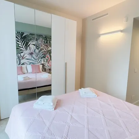 Seafront Modern Farmont Flamingo Apartment Chioggia