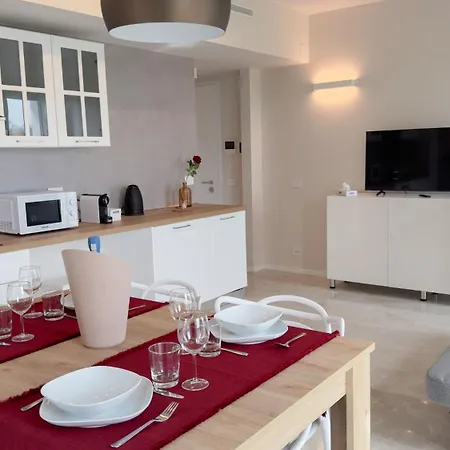 Apartment Seafront Modern Farmont Flamingo