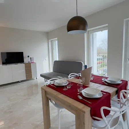 Apartment Seafront Modern Farmont Flamingo *